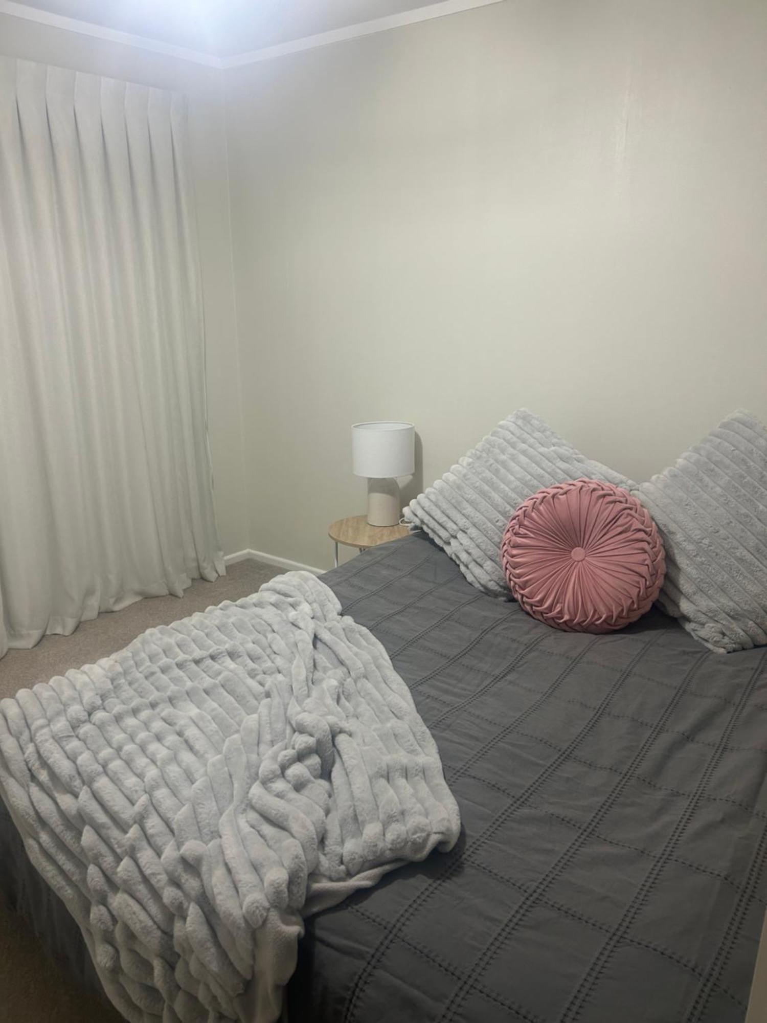 Raceway Getaway Villa New Plymouth Dış mekan fotoğraf